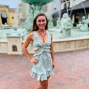 Meet your Posher, Crystal